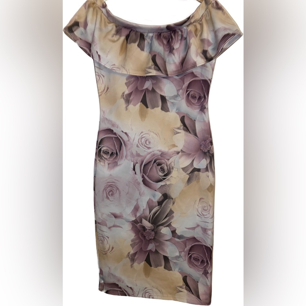 Off the Shoulder Knee Length Dress•size Medium